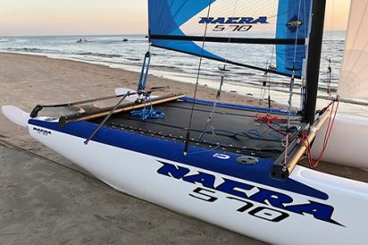 Nacra 570 School a terra 500x333